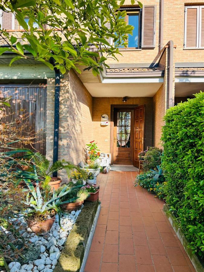 Il Giardino Segreto Bed & Breakfast Maranello Bagian luar foto